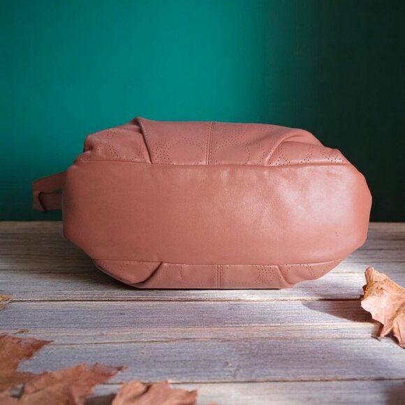 COACH Perforated Signature Bag in coral pink and wristlet set - Picture 4 of 13